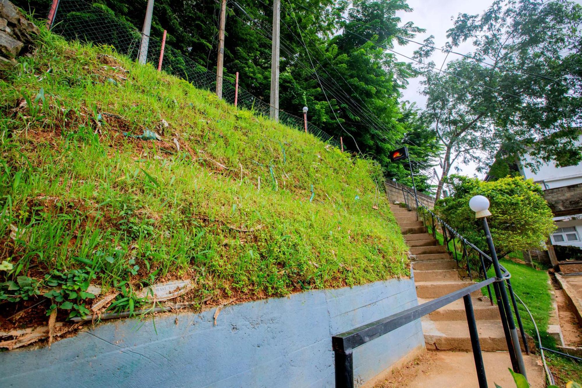 Sunbloom Inn Kandy Exterior foto