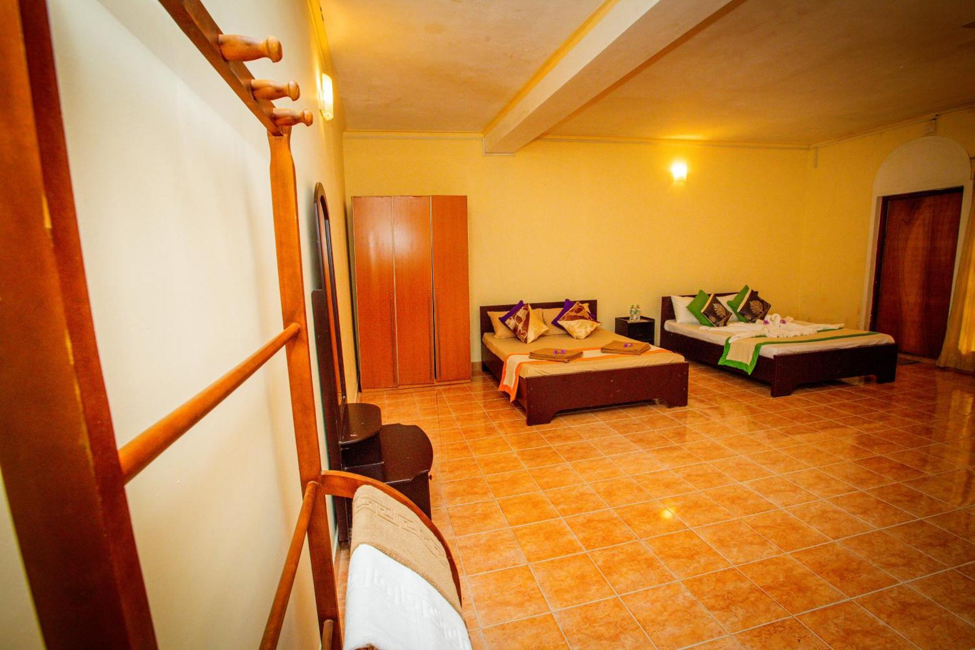 Sunbloom Inn Kandy Exterior foto